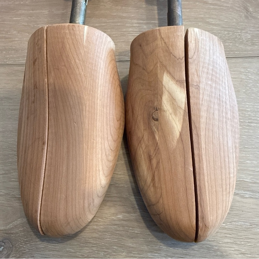 Thom McAn Cedar Wood L Shoe Keepers Shapers Stretchers by Rochester Shoe Tree Co - Picture 4 of 8